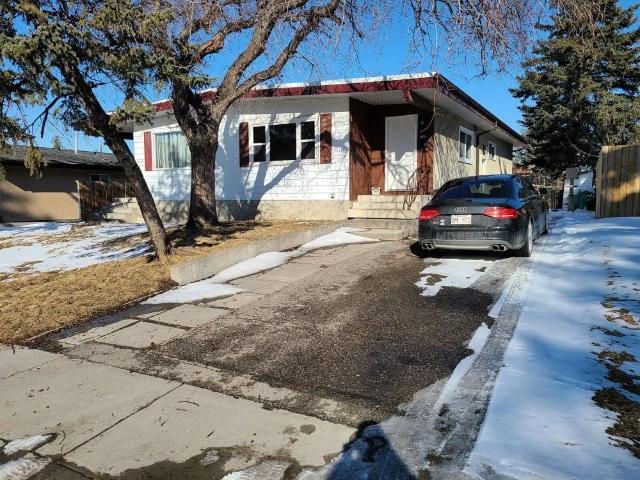 House for rent in Huntington Hills, Calgary