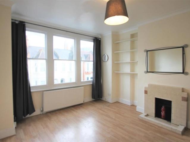 Apartment for rent in Cricklewood, Greater London