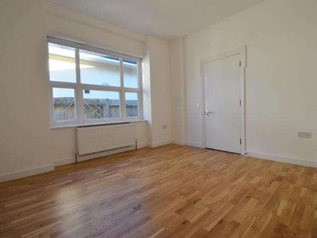 House for rent in Cowley, Greater London