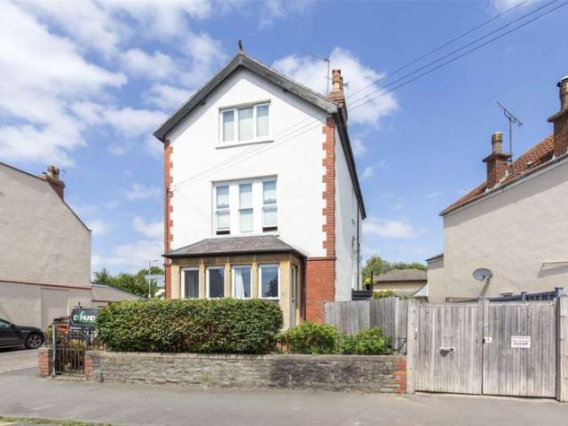 Maisonette for sale in Feckenham, City Of Bristol
