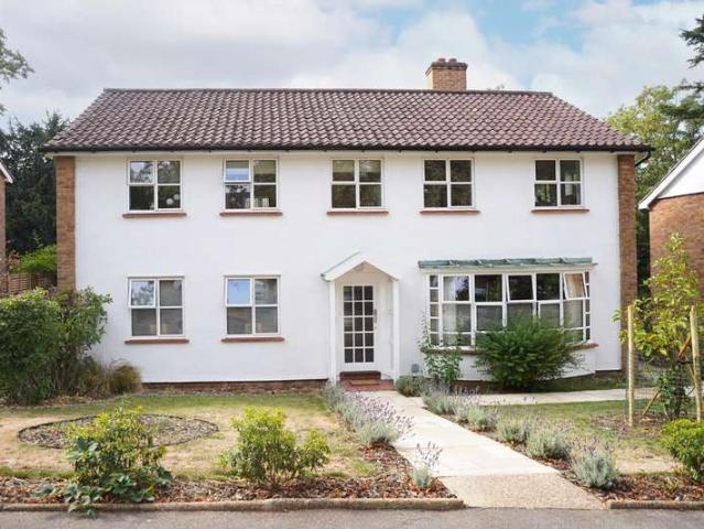 Maisonette for sale in Greater London