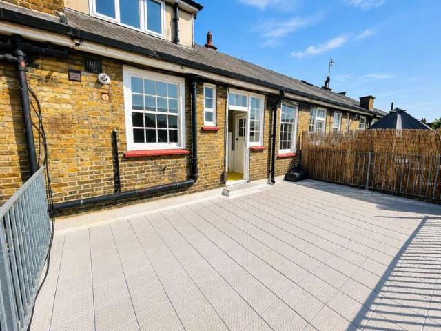 Maisonette for rent in Elmers End, Greater London