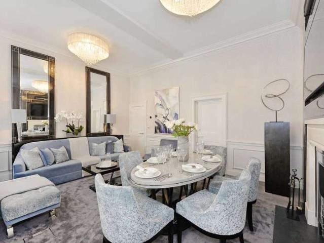 Duplex for rent in Soho, Soho