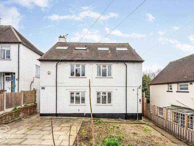 Maisonette for sale in London Borough of Ealing, Hanwell
