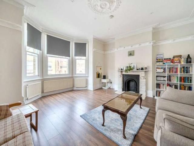 Maisonette for rent in London Borough of Bromley, Greater London