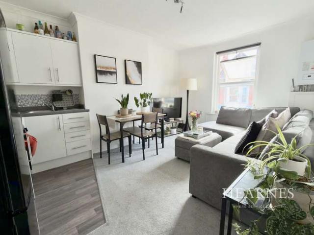 Maisonette for sale in Pokesdown, Bournemouth