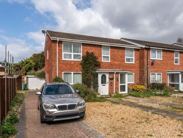 Maisonette for sale in Fleetend, Fareham