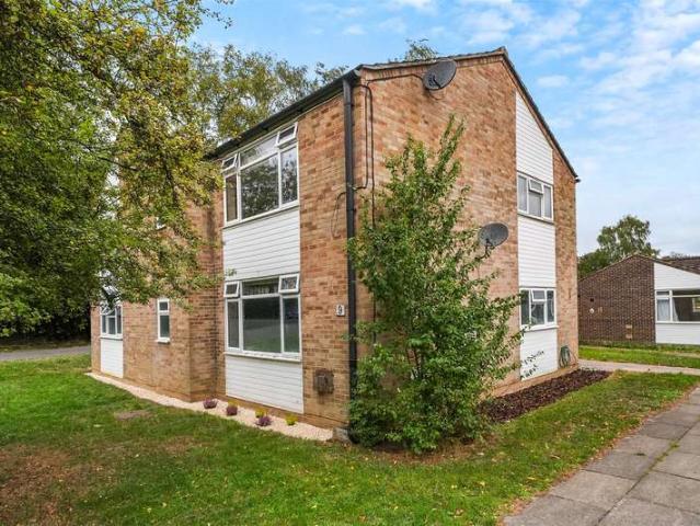 Maisonette for sale in Great Bookham, Mole Valley