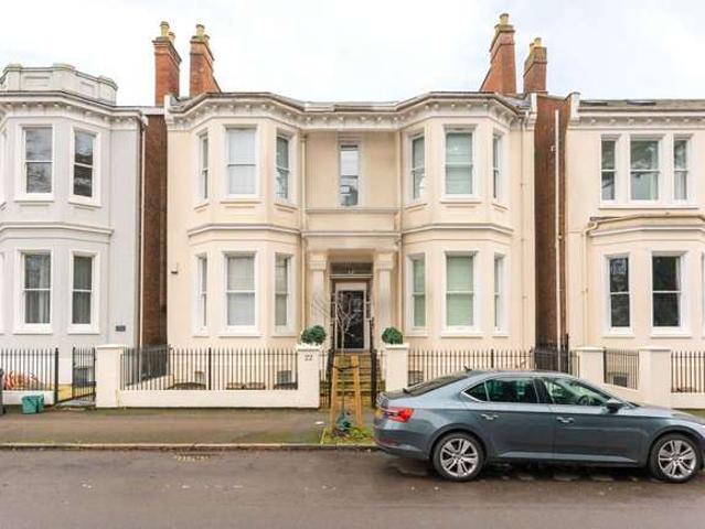Maisonette for sale in Sydenham, Green Close