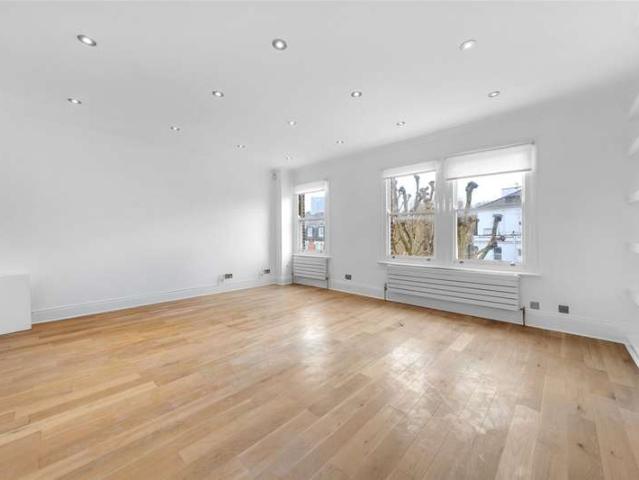 Maisonette for sale in Kensal Town, Maida Vale
