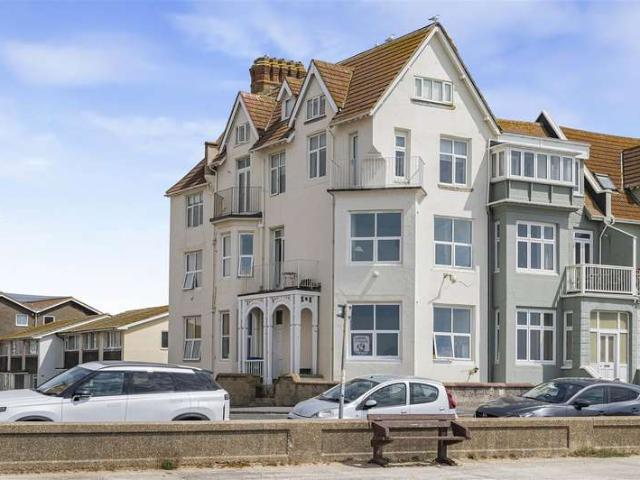 Maisonette for sale in Seaford, Iford