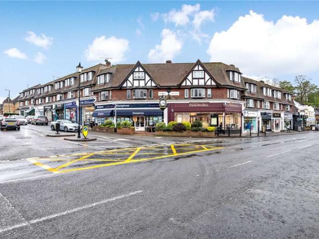 Maisonette for sale in Sunningdale