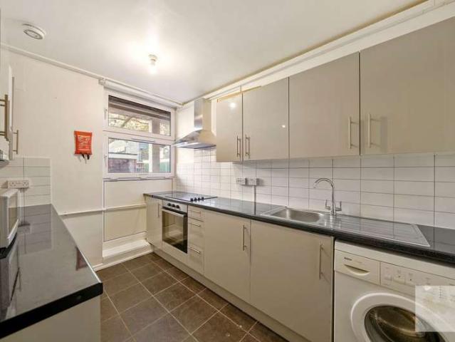 Maisonette for sale in Fitzrovia, Greater London