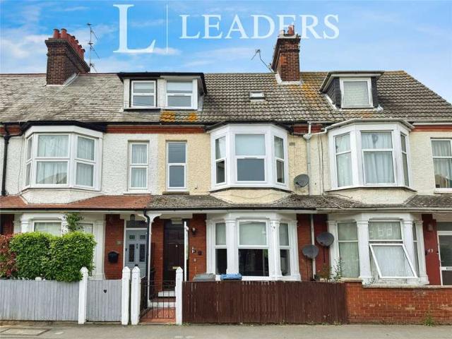 Maisonette for sale in Walton, Eastbridge