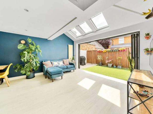 Maisonette for sale in Blackhills, Surrey