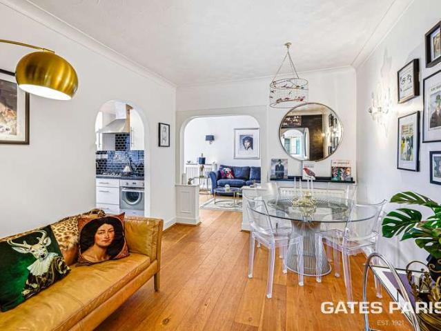 Maisonette for sale in Hornchurch, Greater London