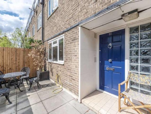 Duplex for rent in Chelsea, Brompton