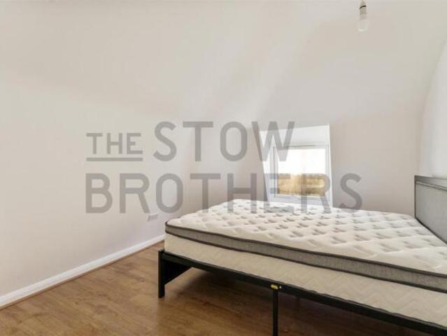 Maisonette for rent in Shacklewell, Greater London