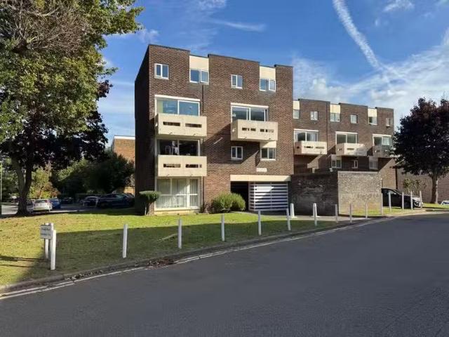 House for rent in Woking, Surrey