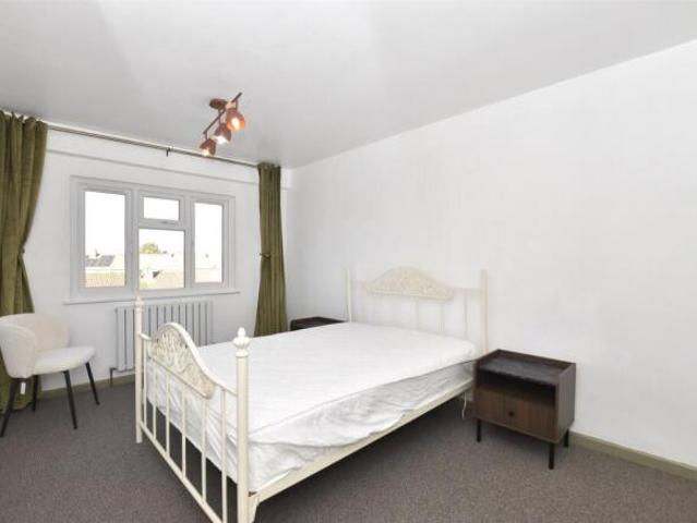 Maisonette for rent in Dulcote, Bath And North East Somerset