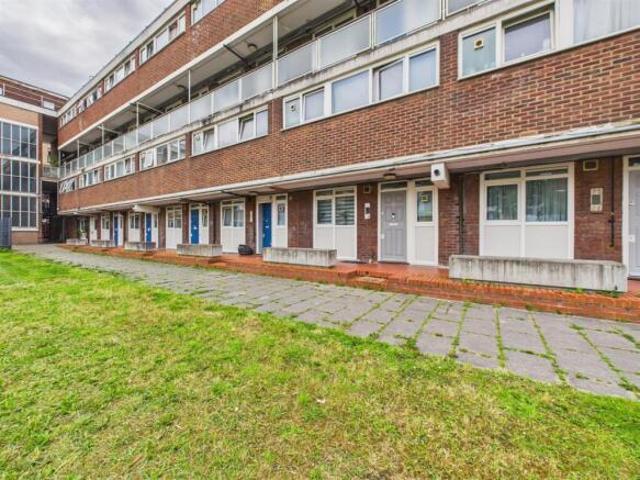 Maisonette for rent in Old, Northamptonshire