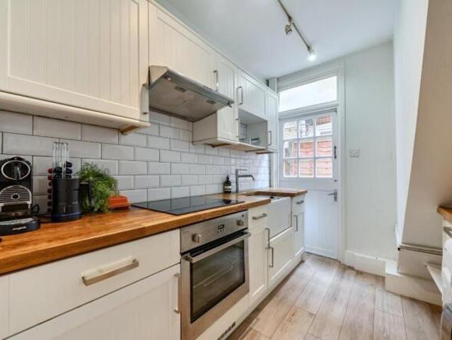 Maisonette for rent in Tulse Hill, Greater London