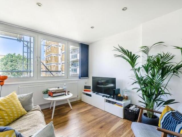 Maisonette for rent in Peckham, Greater London