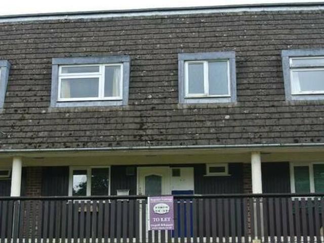 House for rent in Surrey
