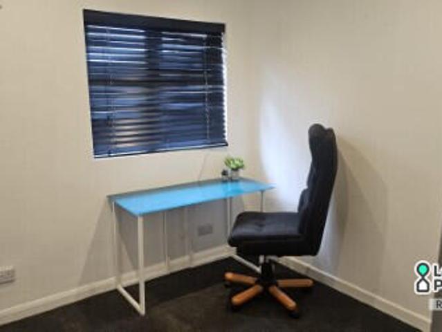 Maisonette for rent in Hendon, Greater London