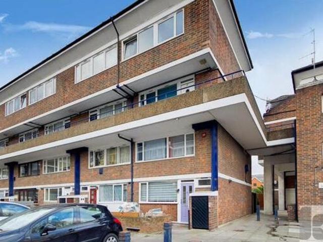 House for rent in Lyons, Greater London