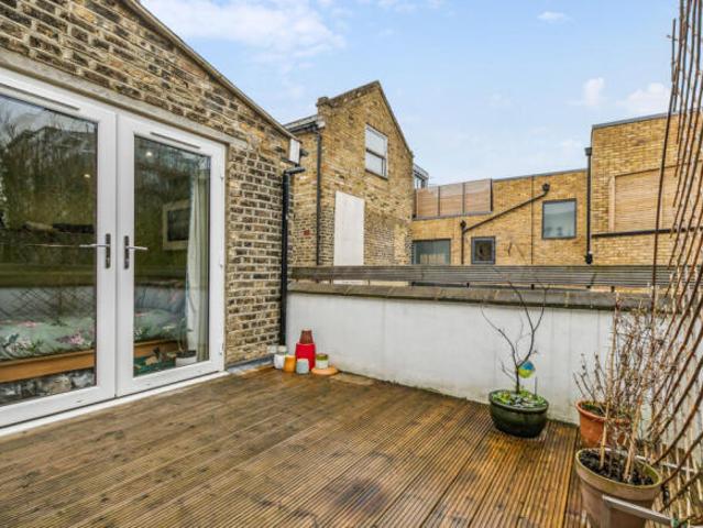 Maisonette for rent in Putney, Greater London