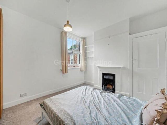 Maisonette for rent in Strode, Devon