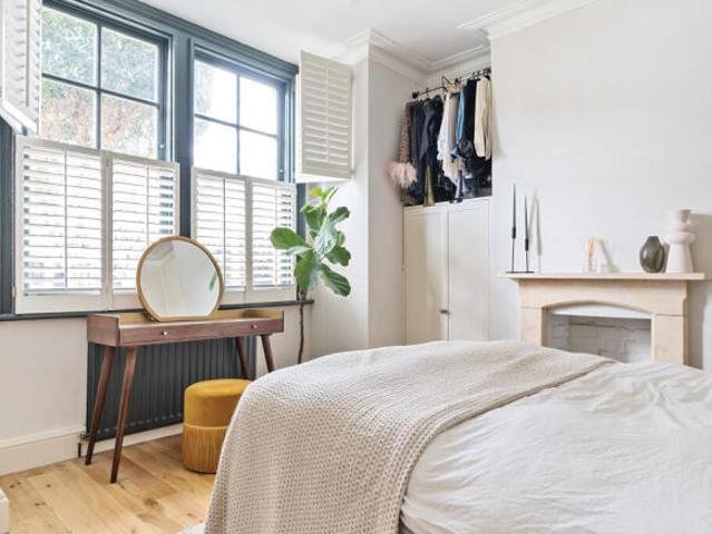 Maisonette for rent in Cat Hill