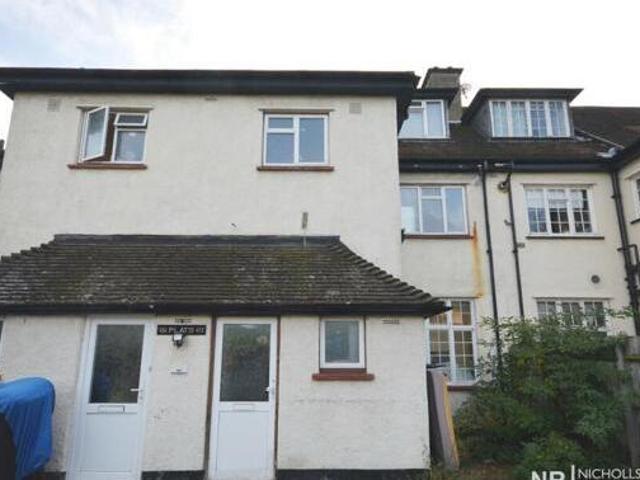 House for rent in Woodcote, Epsom