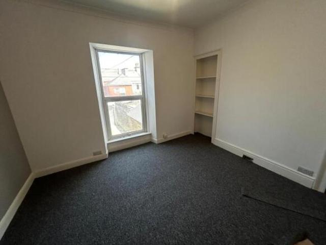 Maisonette for rent in Mount Wise