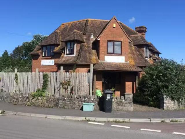 House for rent in Station Town, Hornsey