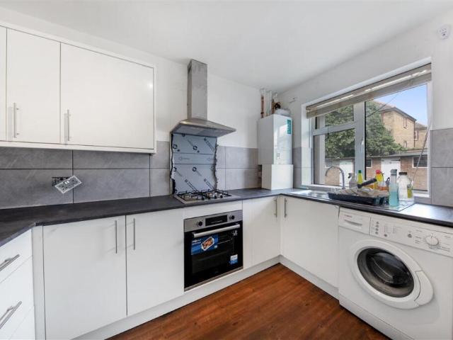 Duplex for rent in Wandsworth