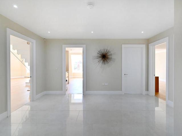 Maisonette for rent