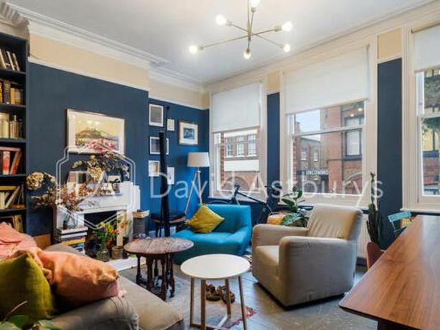 House for rent in Lyons, Greater London