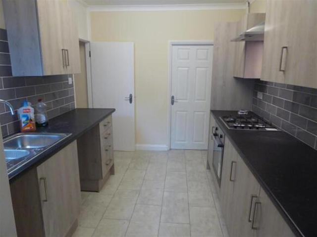 Maisonette for rent in East Cliff, Acol