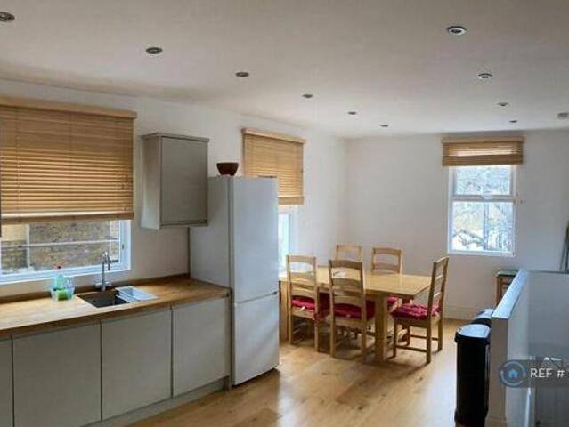 House for rent in Lyons, Greater London