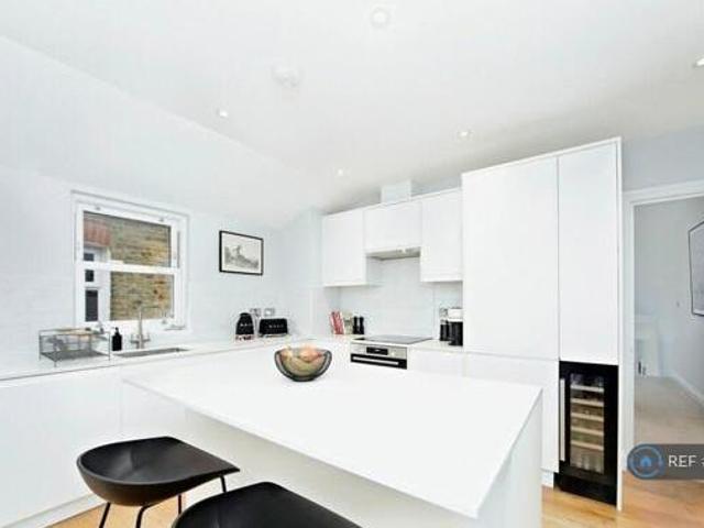 House for rent in Lyons, Greater London