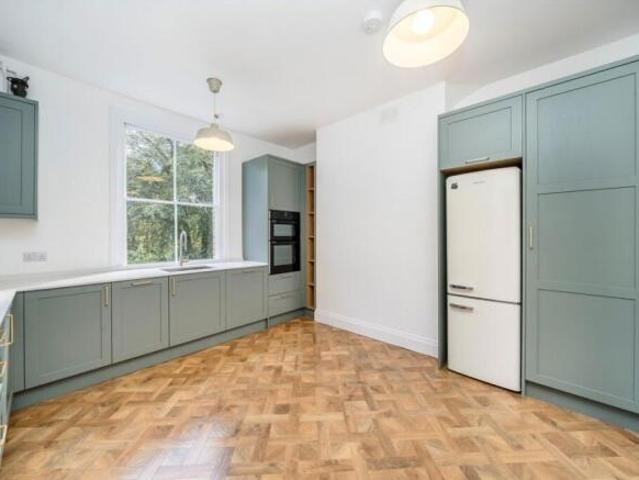 Maisonette for rent in London Borough of Lewisham, Greater London