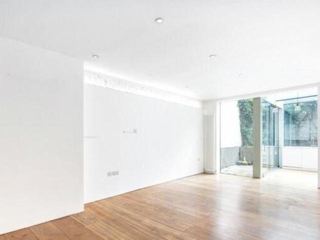 House for rent in Lyons, Greater London