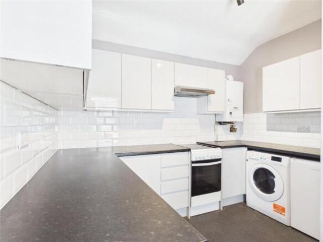 Maisonette for rent in Feckenham, City Of Bristol
