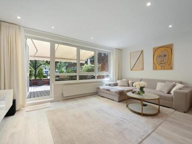 Maisonette for rent in Greater London