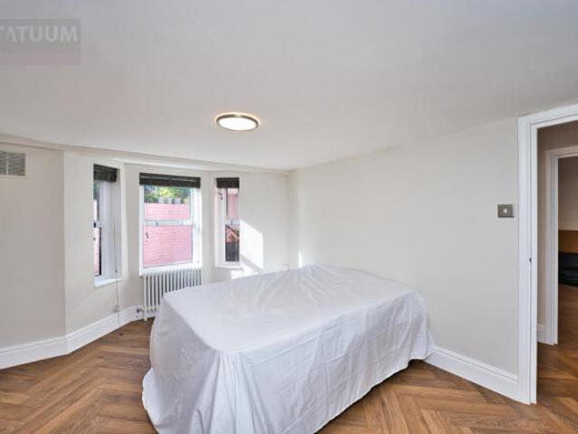 Maisonette for rent in Lyons, Greater London