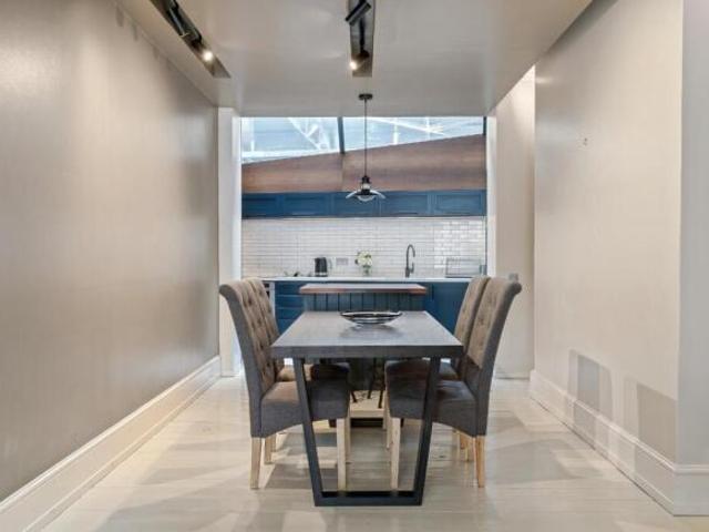 Maisonette for rent in Spitalfields, Greater London