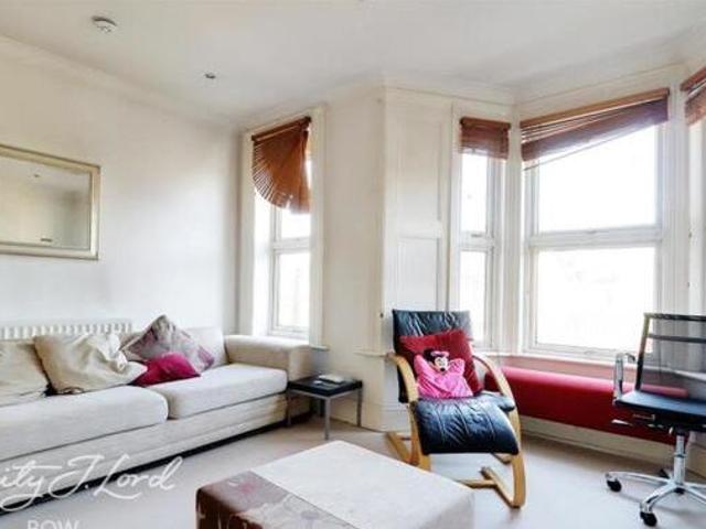 House for rent in Lyons, Greater London