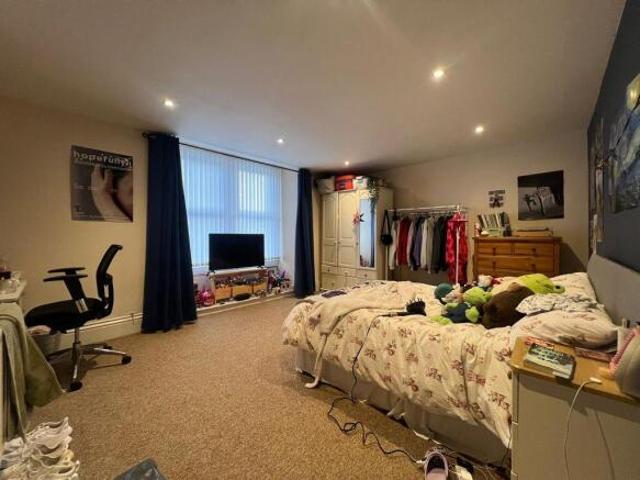 Maisonette for rent